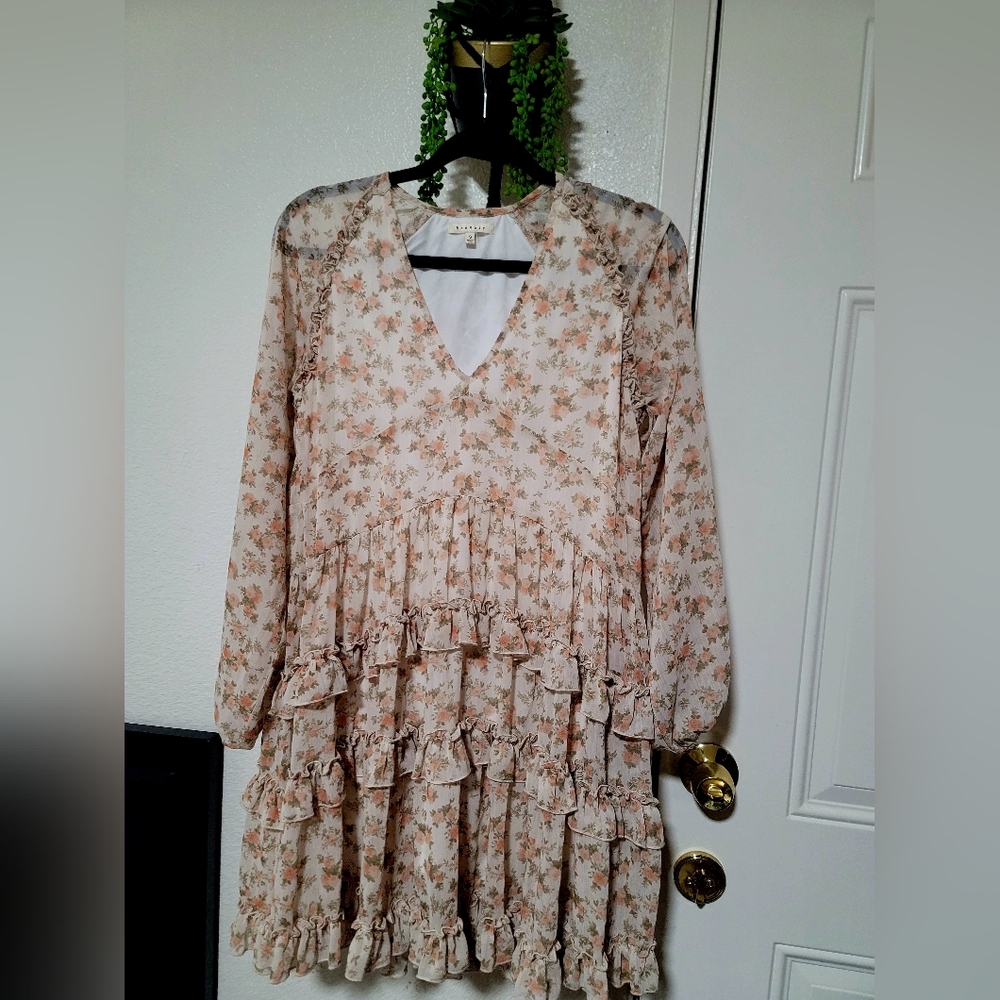 Floral long sleeve dress